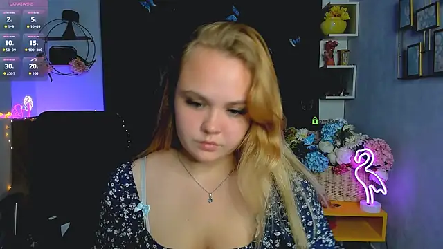 Snapshot of keri_ti chatting on 16, 9, 2025 keri ti online show from 16, 9, 2025