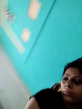 Snapshot of Soniya_Roy chatting on 2, 10, 2025 Soniya Roy online show from 2, 10, 2025