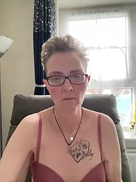 Curvy-Jinx online show from 6, 2, 2026