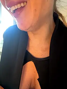 sailor titti online show from 8, 1, 2026