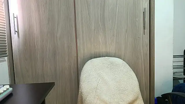 pecsblack888 online show from 18, 4, 2026