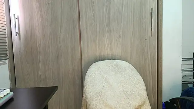 pecsblack888 online show from 18, 4, 2026