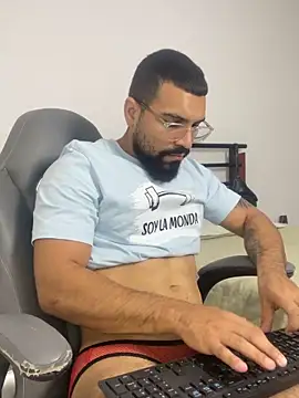 Snapshot of vincentjaxon chatting on 1, 3, 2026 vincentjaxon online show from 1, 3, 2026