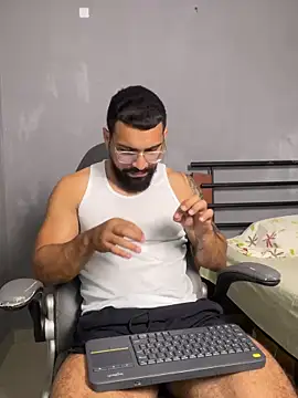 Snapshot of vincentjaxon chatting on 9, 4, 2026 vincentjaxon online show from 9, 4, 2026