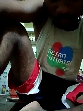 Snapshot of monubigcoock chatting on 8, 3, 2026 monubigcoock online show from 8, 3, 2026