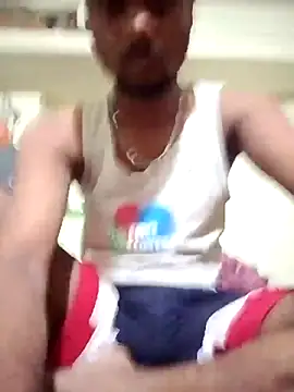 Snapshot of monubigcoock chatting on 21, 3, 2026 monubigcoock online show from 21, 3, 2026