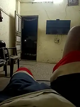 Snapshot of monubigcoock chatting on 2, 4, 2026 monubigcoock online show from 2, 4, 2026