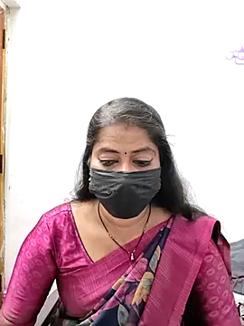 Snapshot of tamil_Sigappu_Roja chatting on 9, 3, 2026 tamil Sigappu Roja online show from 9, 3, 2026