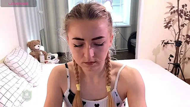 space danger online show from 13, 4, 2026