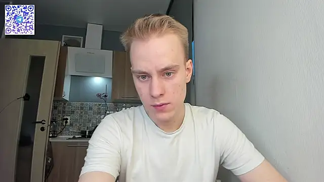 Snapshot of Kevin_Young_Cat chatting on 20, 11, 2025 Kevin Young Cat online show from 20, 11, 2025