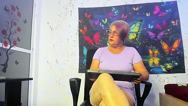 Snapshot of JaddeWalker chatting on 23, 4, 2026 JaddeWalker online show from 23, 4, 2026