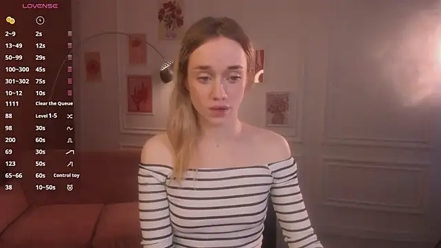 Snapshot of DiscoPotato chatting on 27, 9, 2025 DiscoPotato online show from 27, 9, 2025