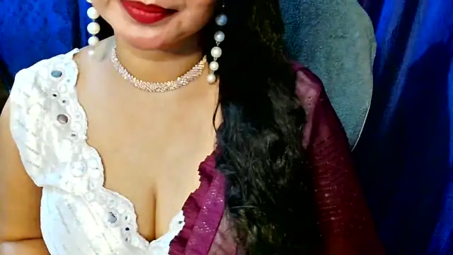 QUEEN SAKHI- online show from 20, 4, 2026
