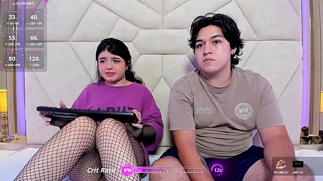 Snapshot of EmilyANDrew_ chatting on 6, 10, 2025 EmilyANDrew online show from 6, 10, 2025