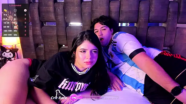 Snapshot of EmilyANDrew_ chatting on 30, 11, 2025 EmilyANDrew online show from 30, 11, 2025