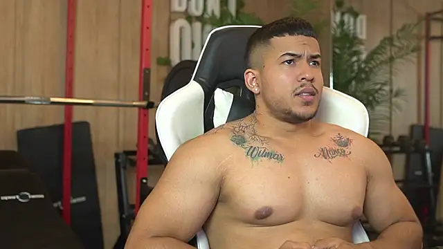 Snapshot of Thiago_Valente chatting on 19, 5, 2026 Thiago Valente online show from 19, 5, 2026