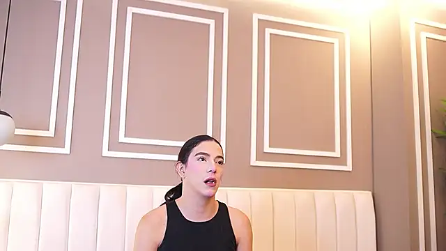 Snapshot of Ariaa_Isabell chatting on 9, 5, 2026 Ariaa Isabell online show from 9, 5, 2026