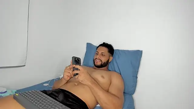 Snapshot of Pier_Simons chatting on 10, 2, 2026 Pier Simons online show from 10, 2, 2026