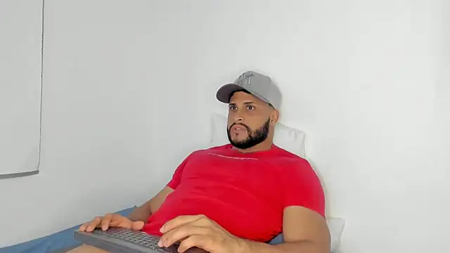 Snapshot of Pier_Simons chatting on 24, 2, 2026 Pier Simons online show from 24, 2, 2026