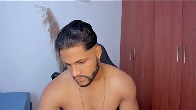 Snapshot of Pier_Simons chatting on 30, 3, 2026 Pier Simons online show from 30, 3, 2026