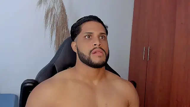 Snapshot of Pier_Simons chatting on 2, 4, 2026 Pier Simons online show from 2, 4, 2026