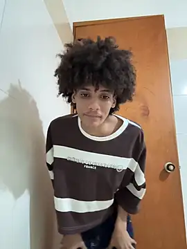 Snapshot of Max_Rain chatting on 16, 1, 2026 Max Rain online show from 16, 1, 2026