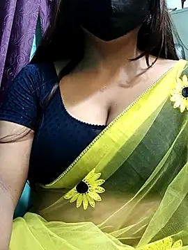 Snapshot of Bhanu-Sharma chatting on 18, 10, 2025 Bhanu-Sharma online show from 18, 10, 2025