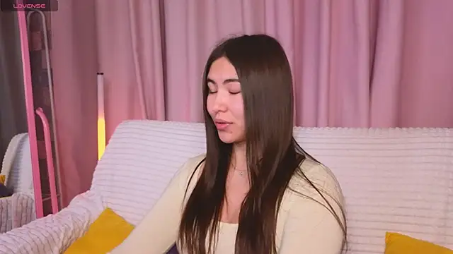 Megan Williamms online show from 24, 10, 2025