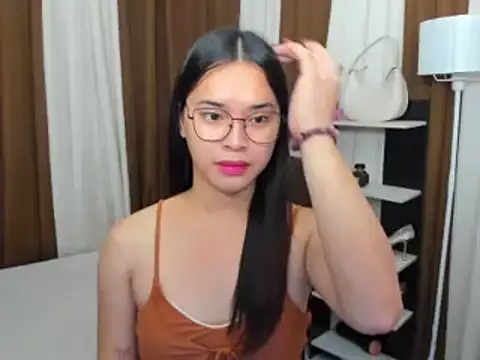 Snapshot of SeductiveAppleTS chatting on 23, 11, 2025 SeductiveAppleTS online show from 23, 11, 2025