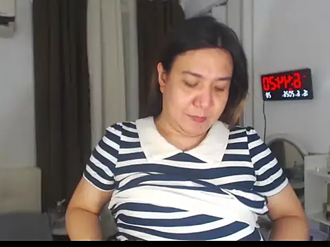 Snapshot of stellahugeX chatting on 15, 6, 2026 stellahugeX online show from 15, 6, 2026