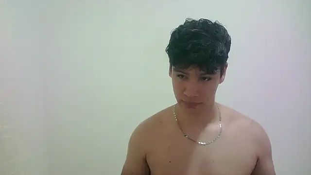 Snapshot of zeus_181 chatting on 4, 3, 2026 zeus 181 online show from 4, 3, 2026