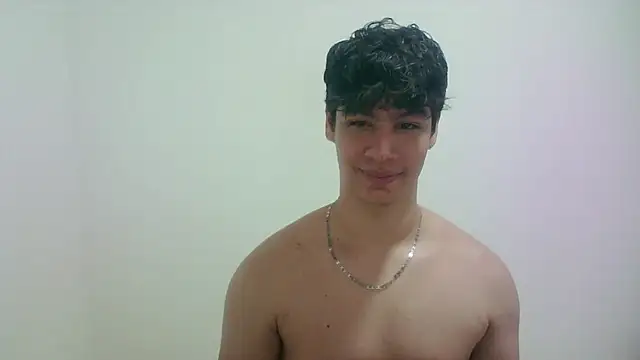 Snapshot of zeus_181 chatting on 24, 3, 2026 zeus 181 online show from 24, 3, 2026