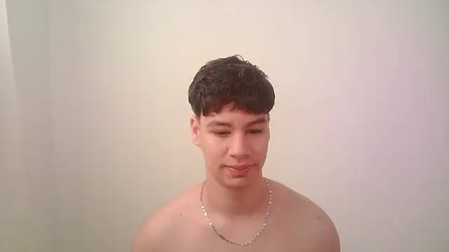 Snapshot of zeus_181 chatting on 5, 4, 2026 zeus 181 online show from 5, 4, 2026