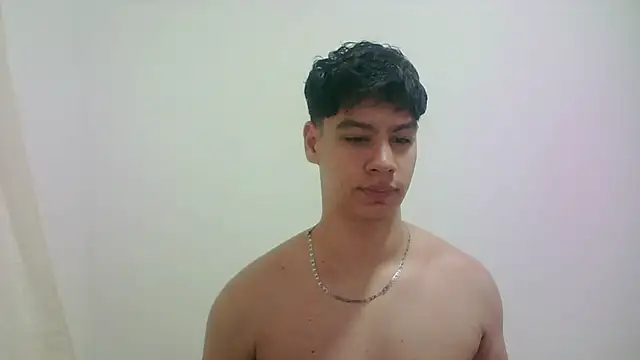 Snapshot of zeus_181 chatting on 6, 4, 2026 zeus 181 online show from 6, 4, 2026
