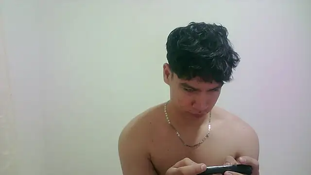 Snapshot of zeus_181 chatting on 11, 4, 2026 zeus 181 online show from 11, 4, 2026