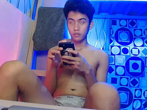 Snapshot of Demure_Asian143 chatting on 14, 10, 2025 Demure Asian143 online show from 14, 10, 2025