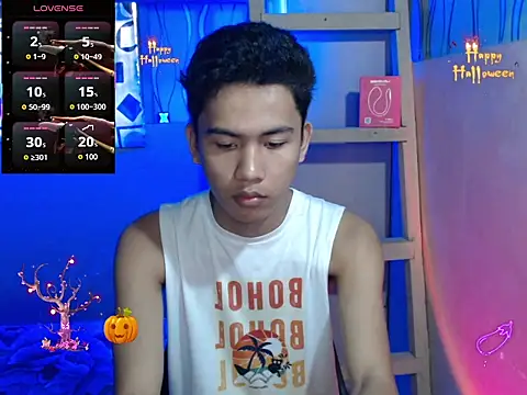 Snapshot of Demure_Asian143 chatting on 4, 11, 2025 Demure Asian143 online show from 4, 11, 2025