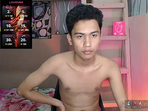 Snapshot of Demure_Asian143 chatting on 7, 11, 2025 Demure Asian143 online show from 7, 11, 2025