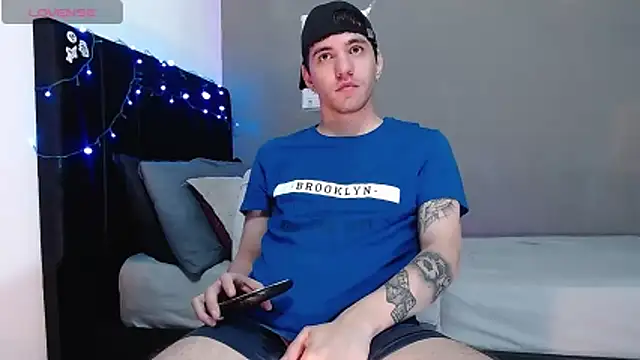 Matteo12  online show from 22, 12, 2025