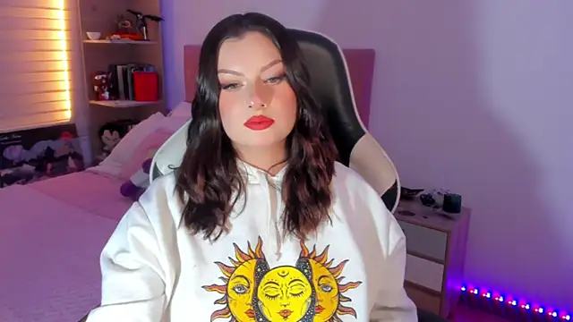 Snapshot of OphelianaRose33 chatting on 21, 7, 2026 OphelianaRose33 online show from 21, 7, 2026