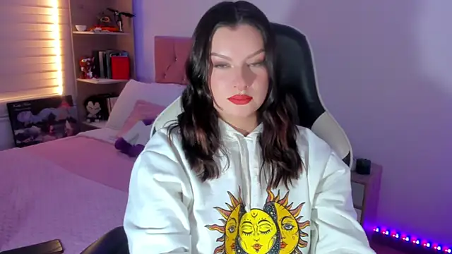 Snapshot of OphelianaRose33 chatting on 25, 7, 2026 OphelianaRose33 online show from 25, 7, 2026