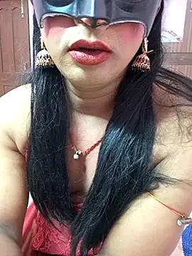 Snapshot of tharki-anand chatting on 28, 4, 2026 tharki-anand online show from 28, 4, 2026