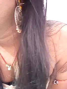 Snapshot of tharki-anand chatting on 5, 7, 2026 tharki-anand online show from 5, 7, 2026