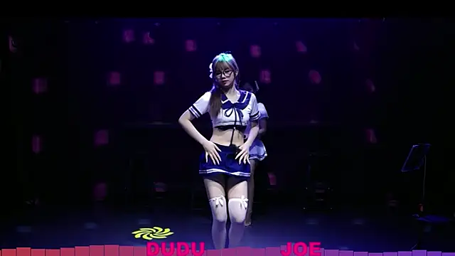 Snapshot of yznt-dudu chatting on 18, 10, 2025 yznt-dudu online show from 18, 10, 2025