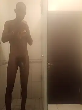 Snapshot of Fizozoo chatting on 14, 11, 2025 Fizozoo online show from 14, 11, 2025