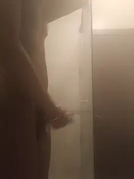 Snapshot of Fizozoo chatting on 16, 11, 2025 Fizozoo online show from 16, 11, 2025