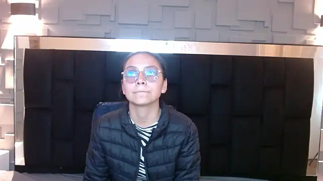 Snapshot of katalina07_1 chatting on 5, 10, 2025 katalina07 1 online show from 5, 10, 2025