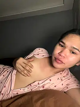 Snapshot of AlianaBlair chatting on 3, 11, 2025 AlianaBlair online show from 3, 11, 2025