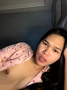 Snapshot of AlianaBlair chatting on 5, 11, 2025 AlianaBlair online show from 5, 11, 2025