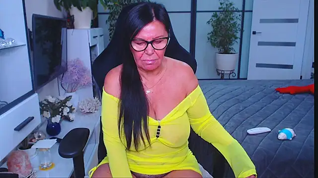 Snapshot of Anna_Blare chatting on 18, 10, 2025 Anna Blare online show from 18, 10, 2025